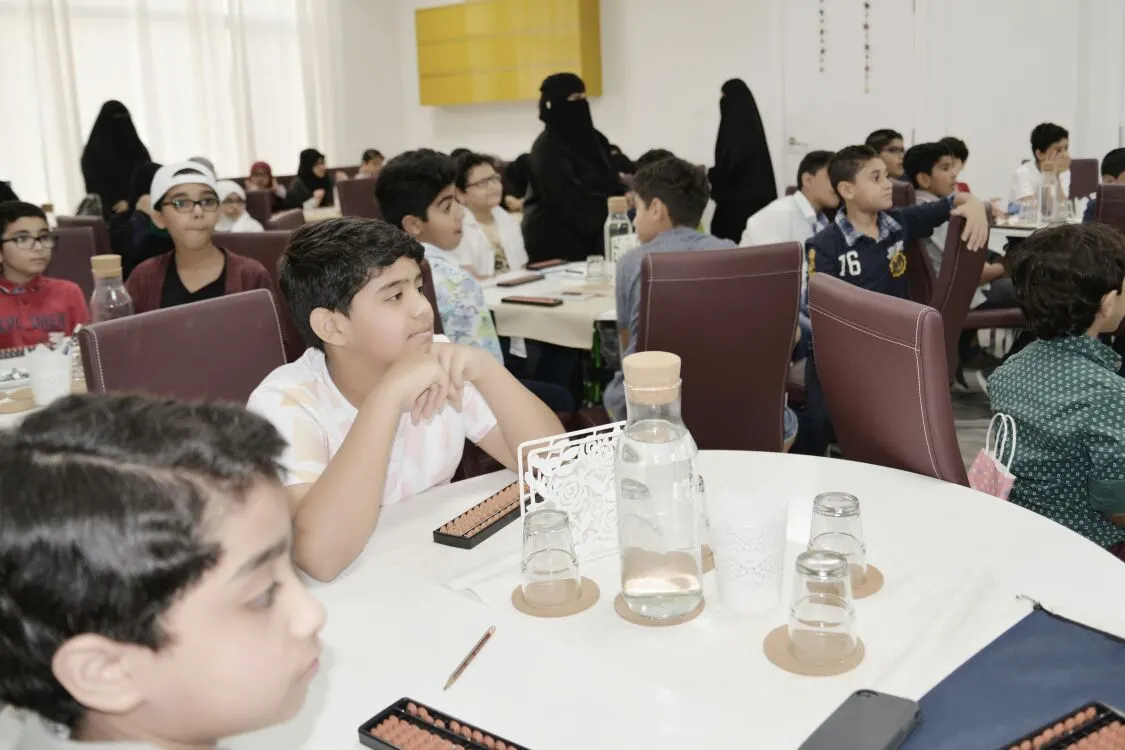 عباقرة الرياضيات بالقطيف يتأهلون للمسابقة الدولية