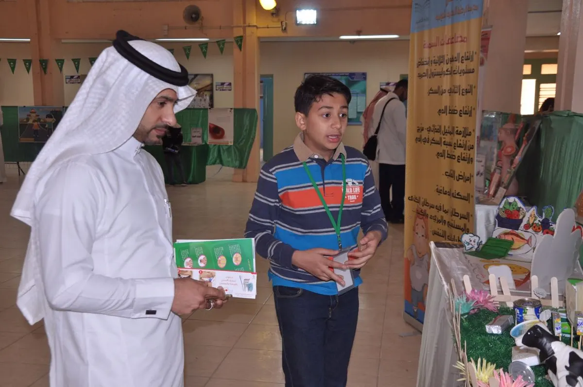 العوامية ..طلاب ابتدائية قرطبة يعززون القيم الصحية بالمعرض الصحي