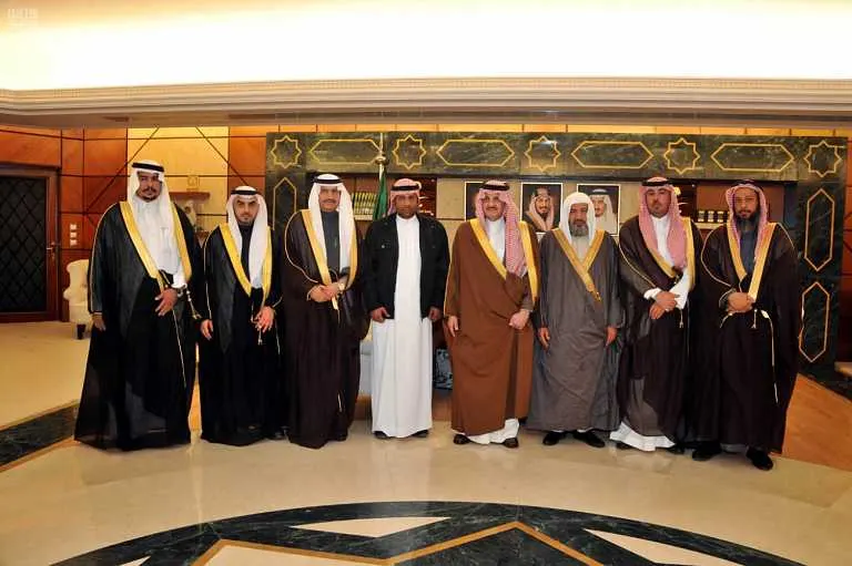 سيهات..أمير الشرقية يستقبل أولياء دم القتيل محمد آل اسماعيل