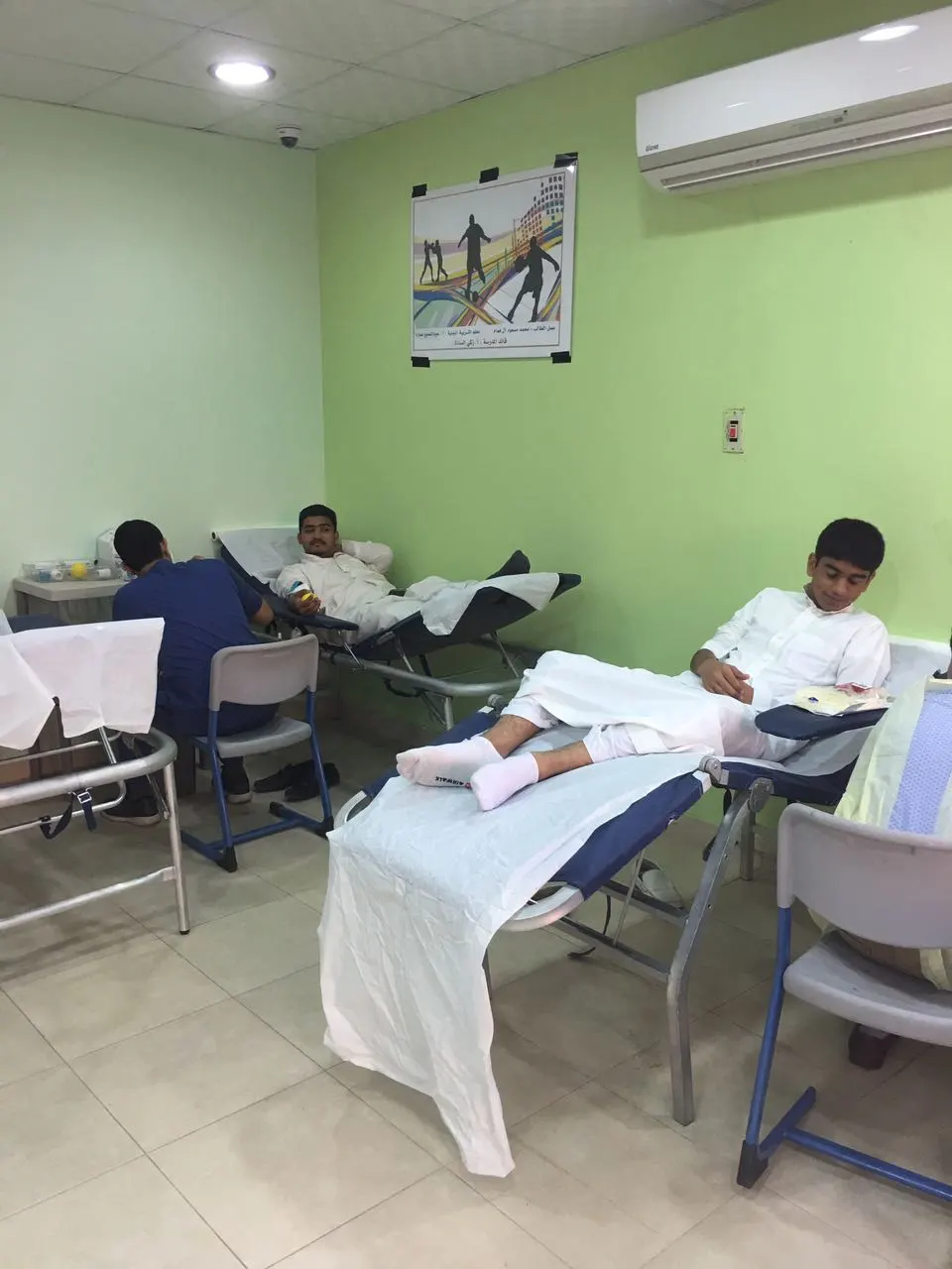 صفوى..حملة مدرسية ترفض ٣٩ طالباً تقدموا للتبرع بدمائهم للمرضى