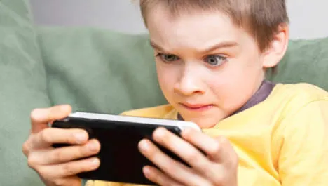 كيف نقي أبناؤنا من خطر الإلكترونيات؟ .. أمسية مجانية بالقطيف
