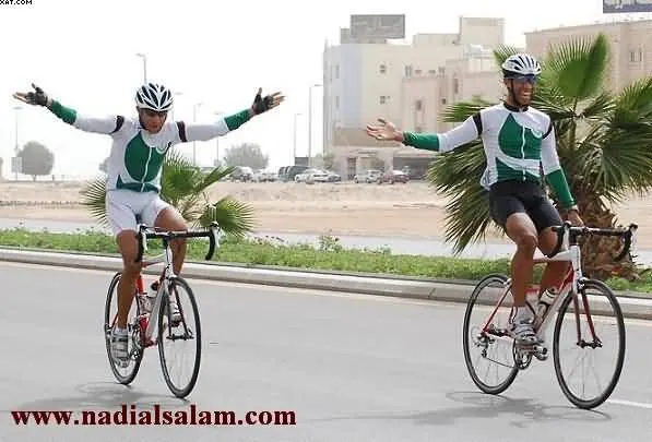 "دراجو القطيف" يمثلون الأخضر في بطولة آسيا بالبحرين