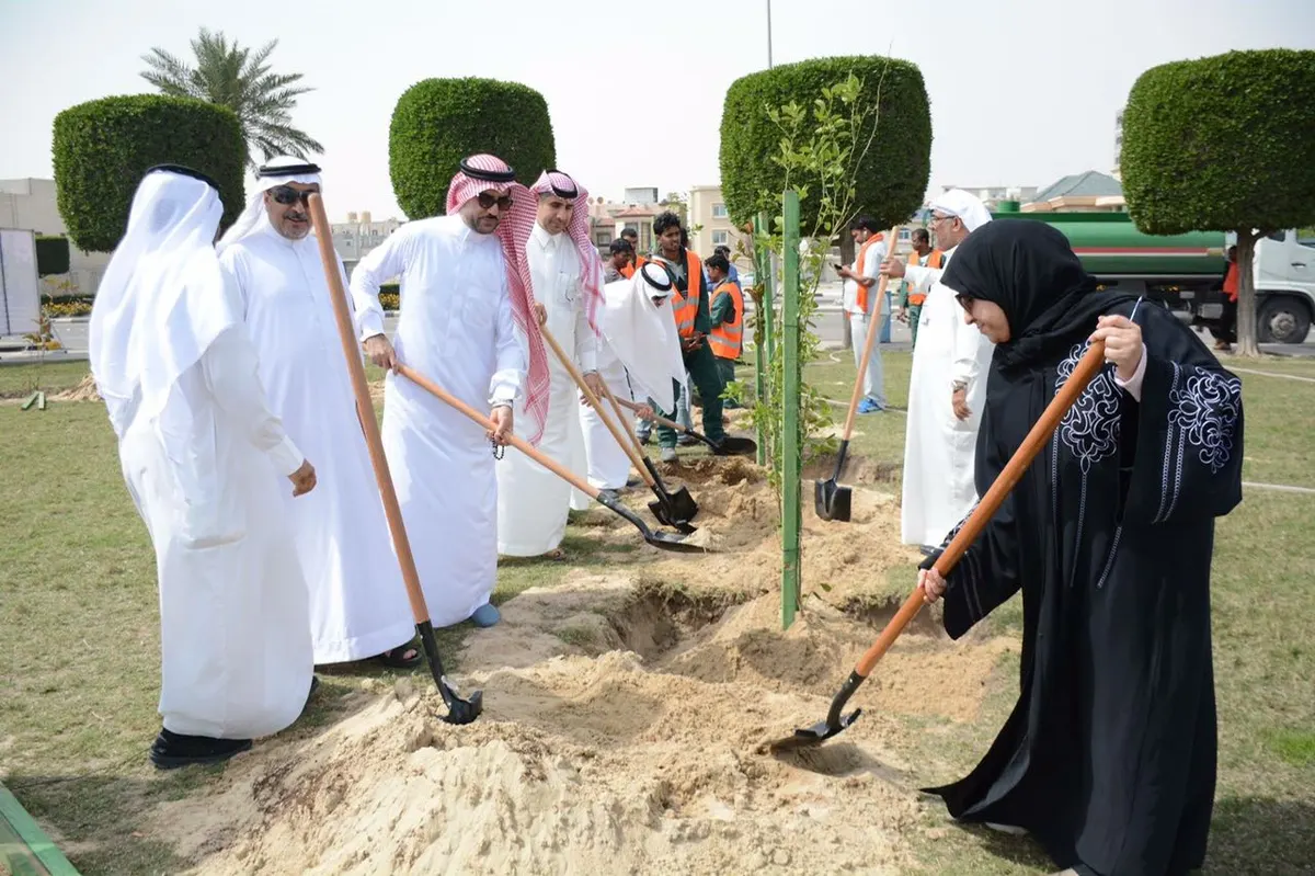 بالصور.. القطيف تحيي هويتها الزراعية بـ «أشجارنا»