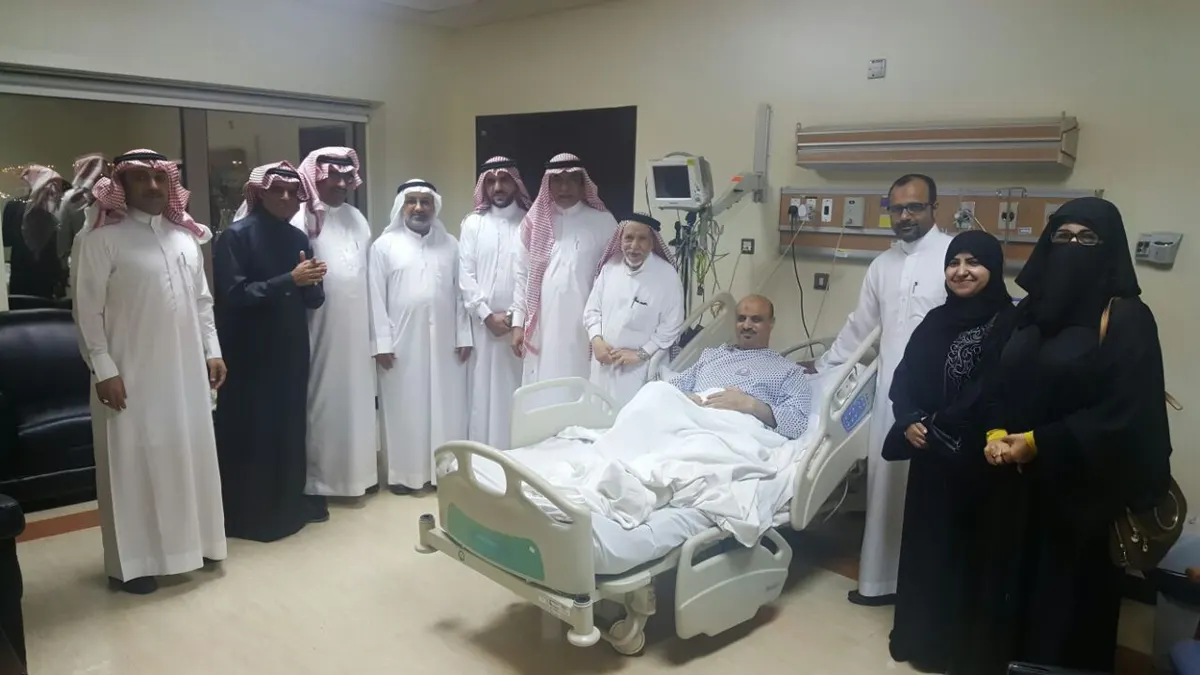 بلدي القطيف يطمئن على صحة وسلامة المهندس البراهيم