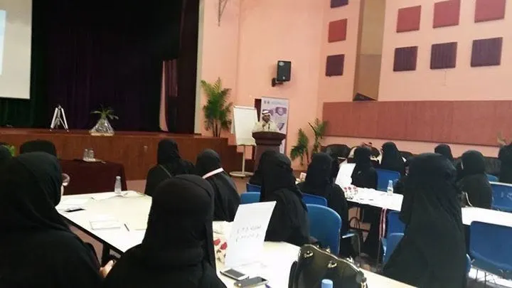 إعلاميون يحملون قضايا المجتمع ونشرها بالإعلام الحديث والتقليدي