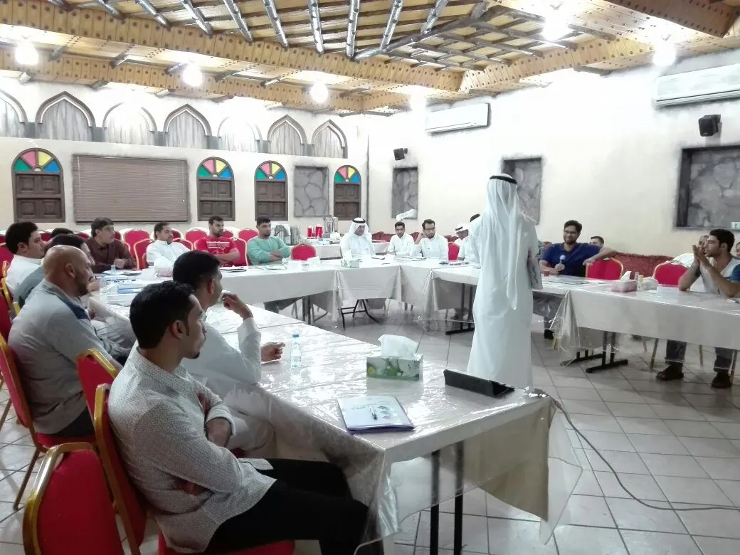 التوبي.. مقبلون على الزواج يتعرفون على فقه الحياة الزوجية وجوانبها الصحية