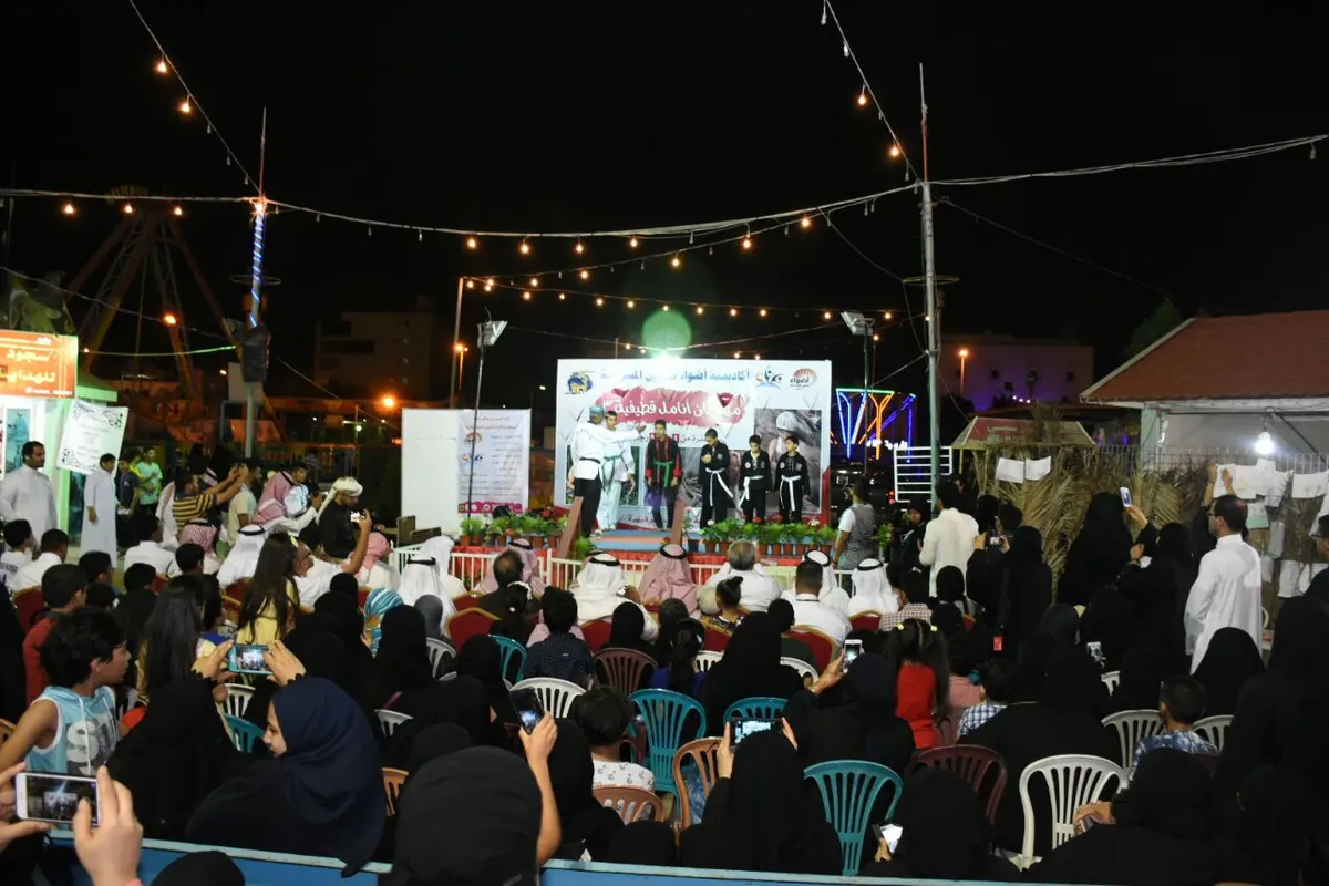 الحمادي: أنامل قطيفية يواصل احتضان زواره