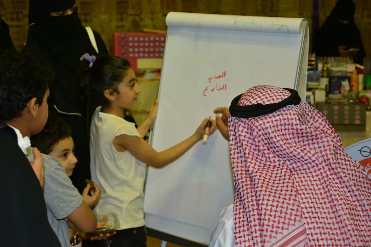 الفرج يقف على تقويم العسر القرائي والكتابي للطلبة ووالديهم