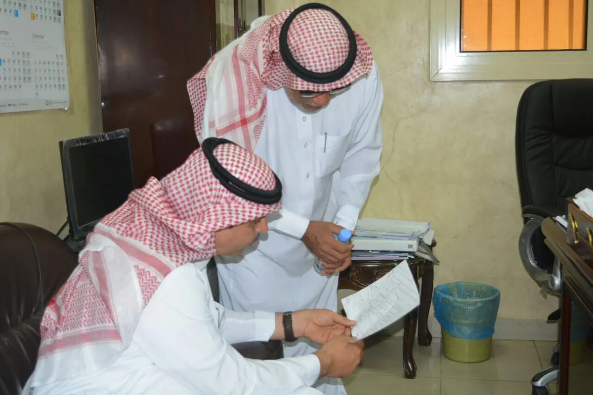 المقهوي يطلع على أعمال خيرية الصفا