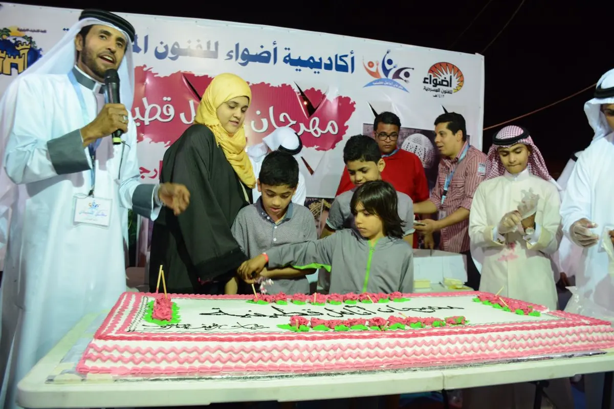 600 قطعة كعك لزوار ختام "أنامل قطيفية 3"