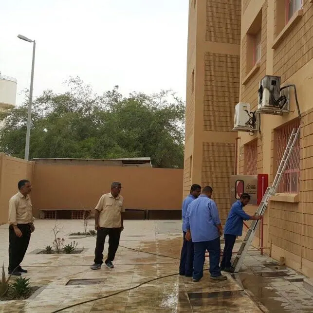 صفوى.. مكيف يخلي 600 طالبة من مدرسة