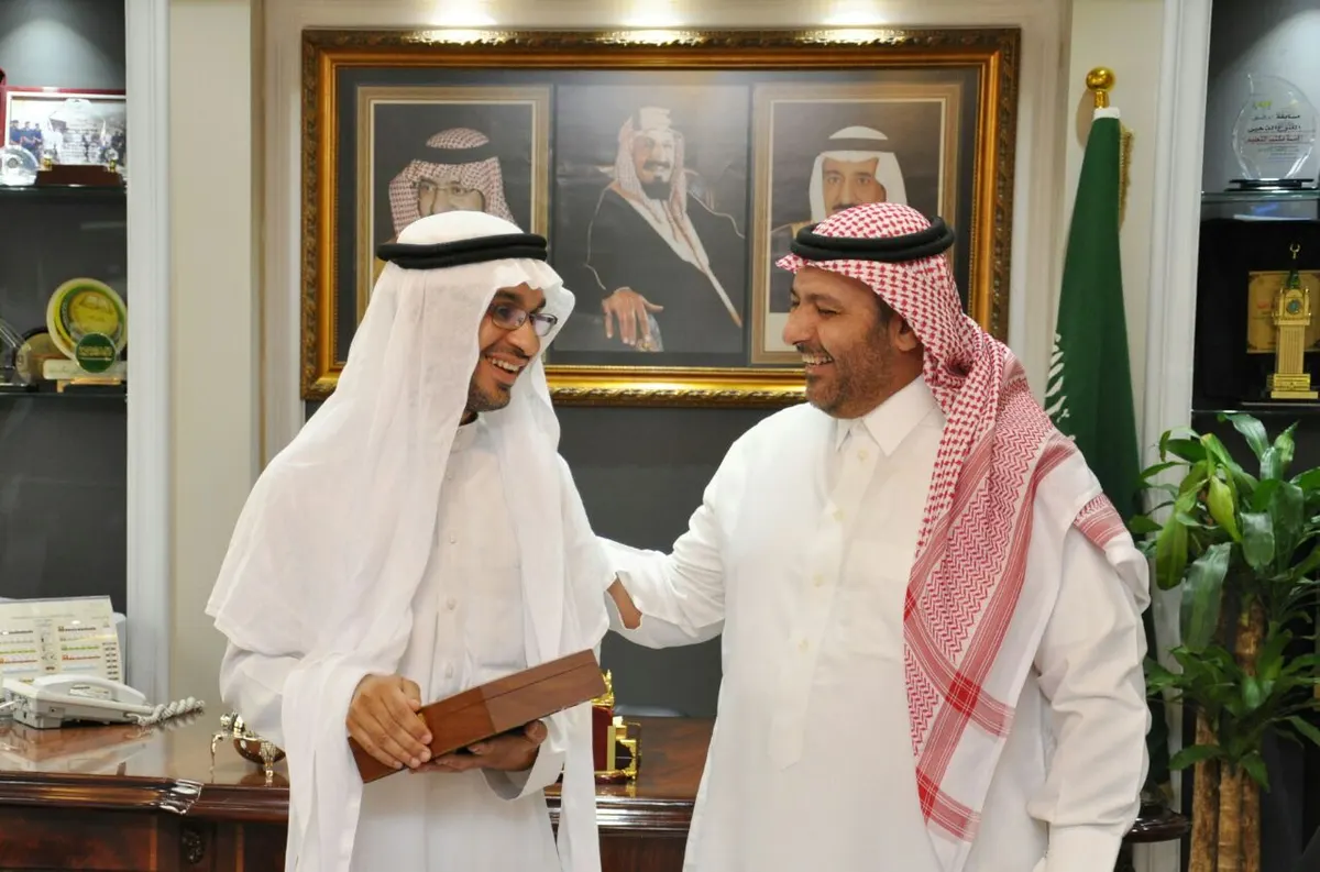 القطيف.. الخاطر على منصة التكريم