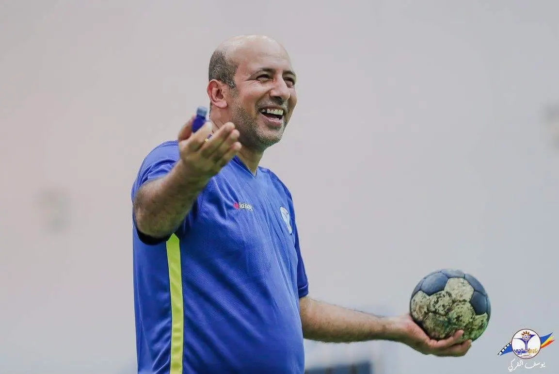 القطيف..الترجي يجدد ثقته بالوطني «هلال» لتدريب قبضته