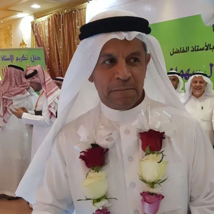 سيهات.. ابتدائية الخندق تحتفي بـ آل سهوان