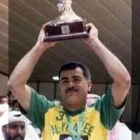 أسطورة اليد السعودية يتماثل للشفاء