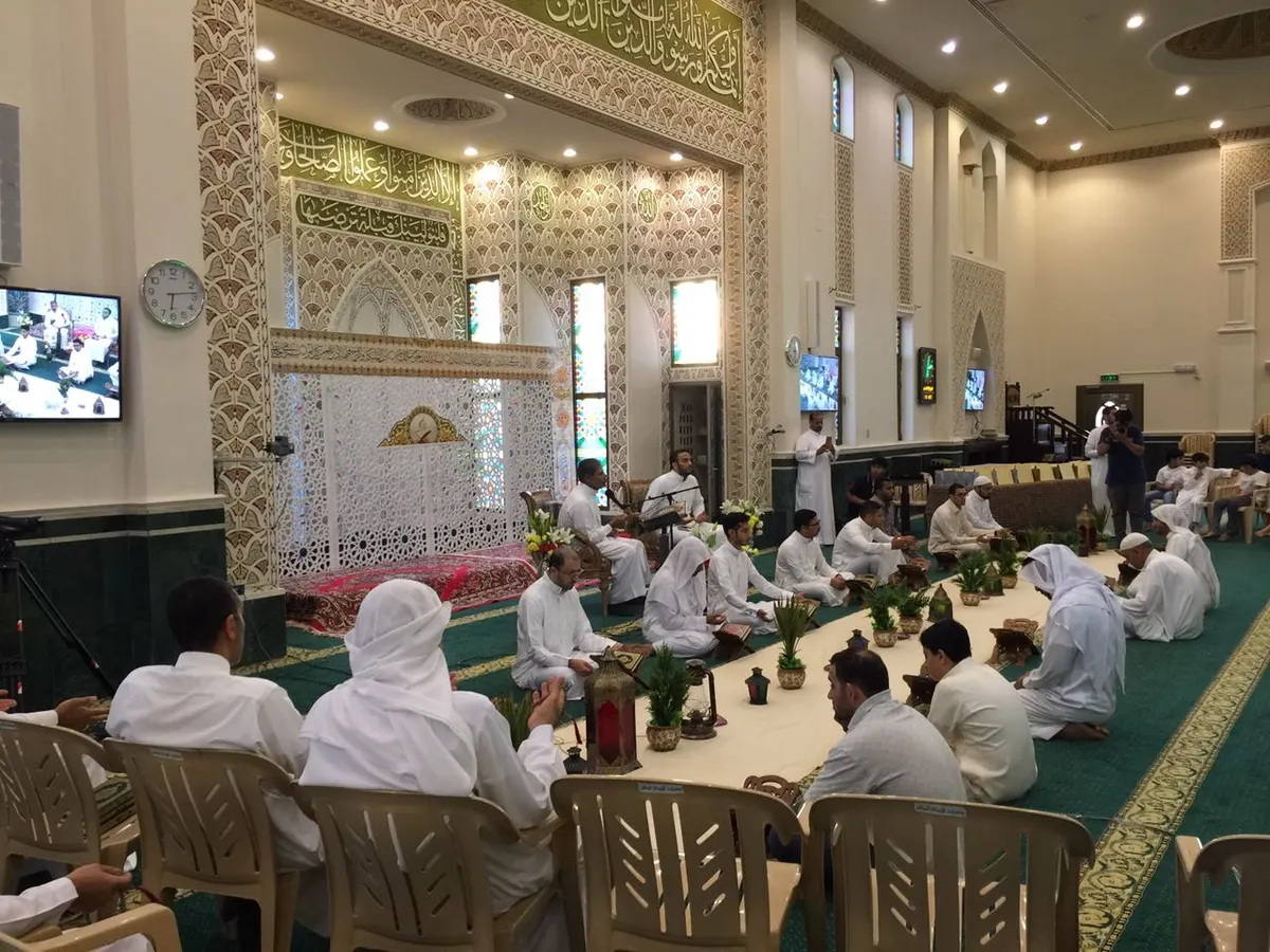 سيهات.. مسجد الإمام الباقر يختتم برنامجه القرآني ويكرم القراء المشاركين