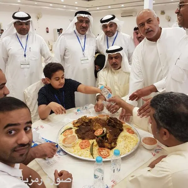 مزاد على الأطباق وسحور خيري في بر سنابس