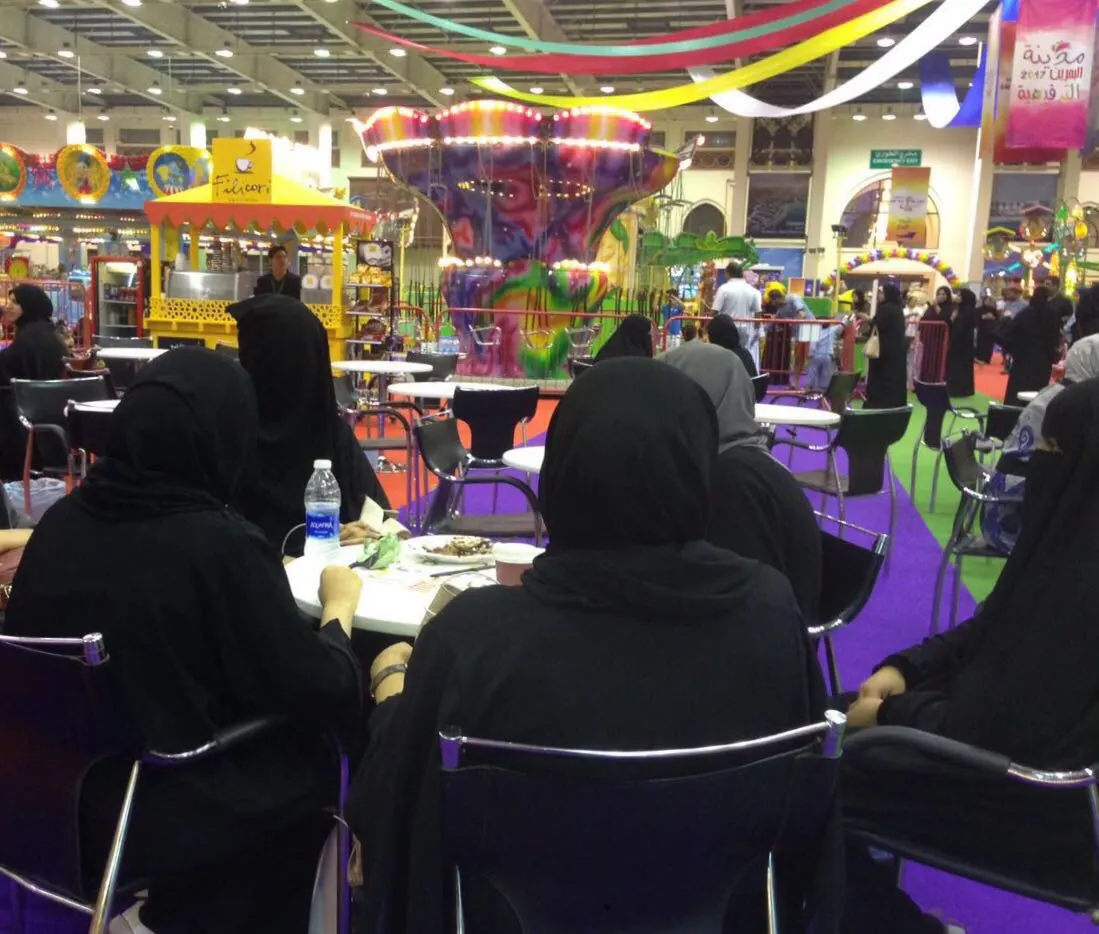 خيرية القطيف.. أبناء كافل اليتيم يزورون البحرين في ختام برنامجهم الصيفي