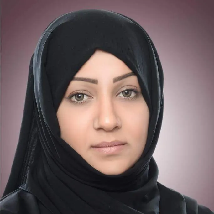 المسيري تفتتح "معرض سدو" للتشكيلية المؤمن
