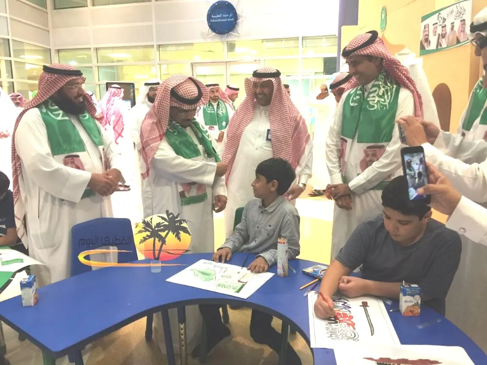 تعليم القطيف يشارك في احتفالية الشرقية لليوم الوطني الـ 87 بمركز "سايتك "