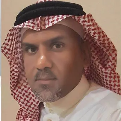 الخميس يستنكر تباهي البلديات بقتل الكلاب