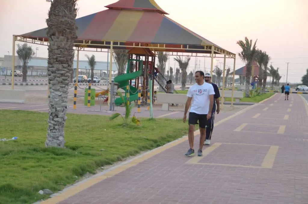 صفوى.. البلدية تفتتح ممشى بطول 3 كم