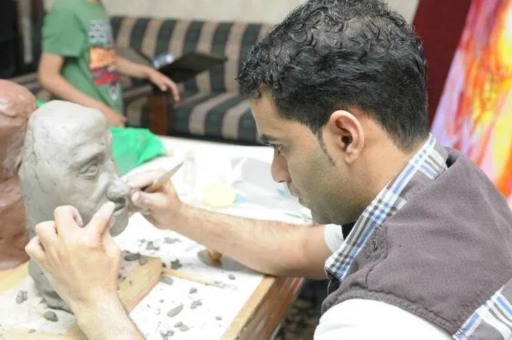 القديحي: أنا شغوف بابتكار الأفكار وصهرها فنياً
