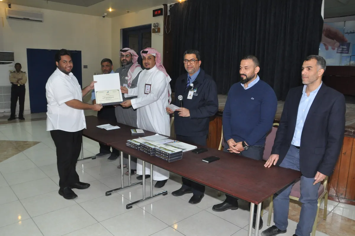 بالأسماء..تقنية القطيف تكرّم الأوائل على التخصصات