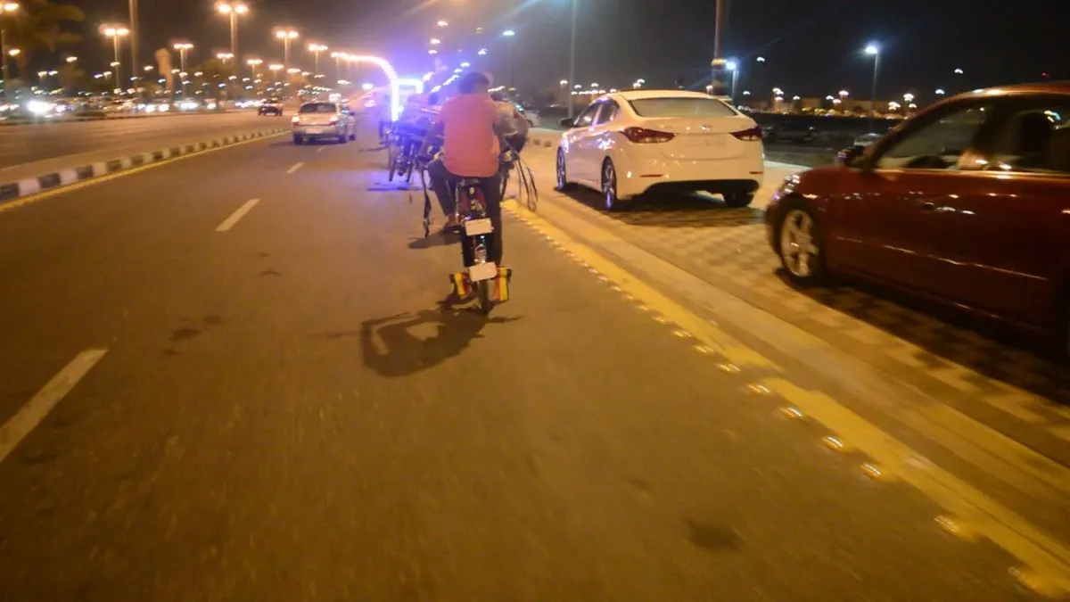 المرور لبلدية القطيف: طريق الناصرة خطر على المارة.. بادروا بوضع السياج والمعابر
