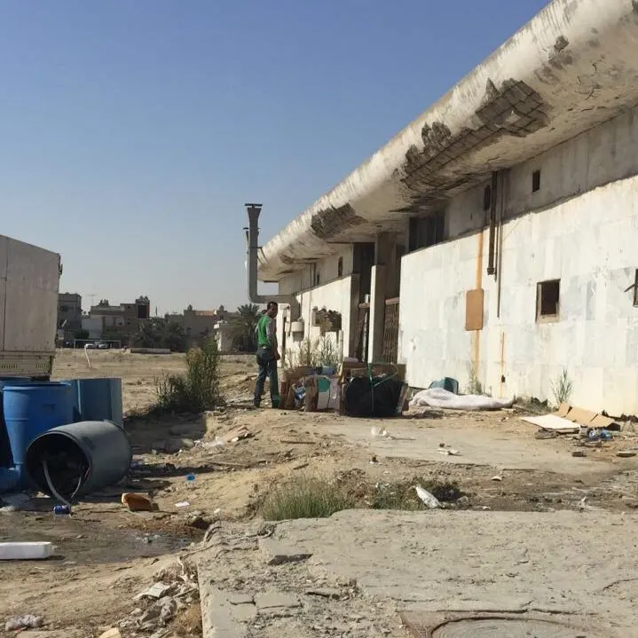 بالصور.. «سوق نفع» مهجور يقلق أهالي المحدود بجزيرة تاروت