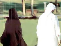 الاختصاصية الحبيب: الصمت في العلاقة الزوجية يتسبب في الانفصال التدريجي