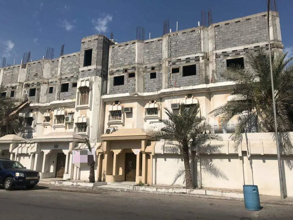 بلدية القطيف تنشر صور لمنازل مواطنين..قالت بأنهم خالفوا الأنظمة