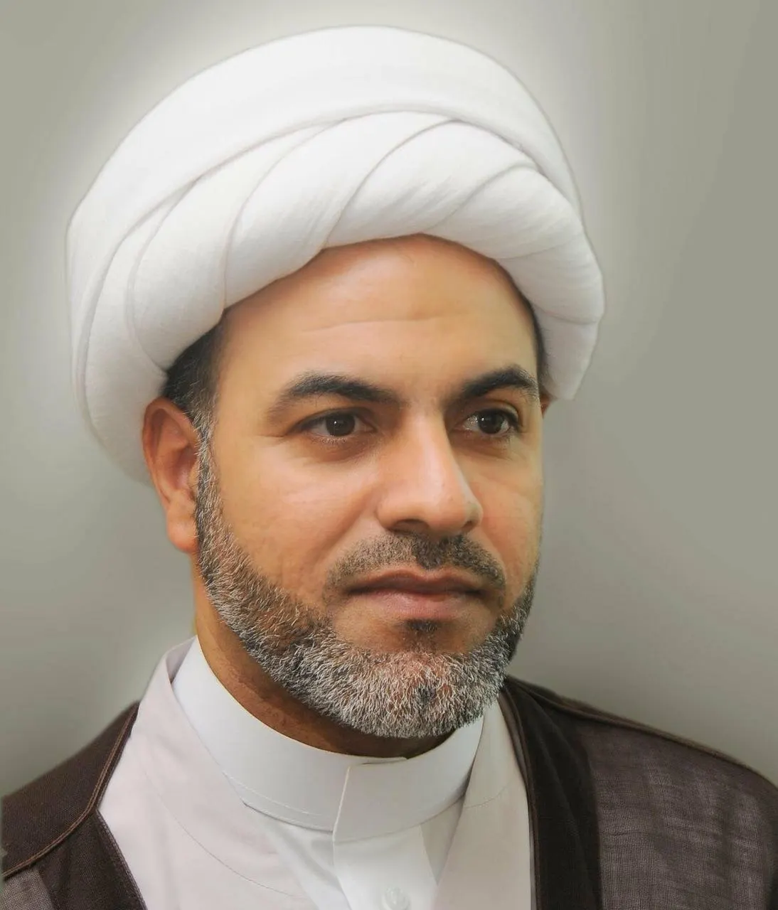 «الحياة مع زوجة قوية»: كتاب يناقش واقع المرأة في القطيف
