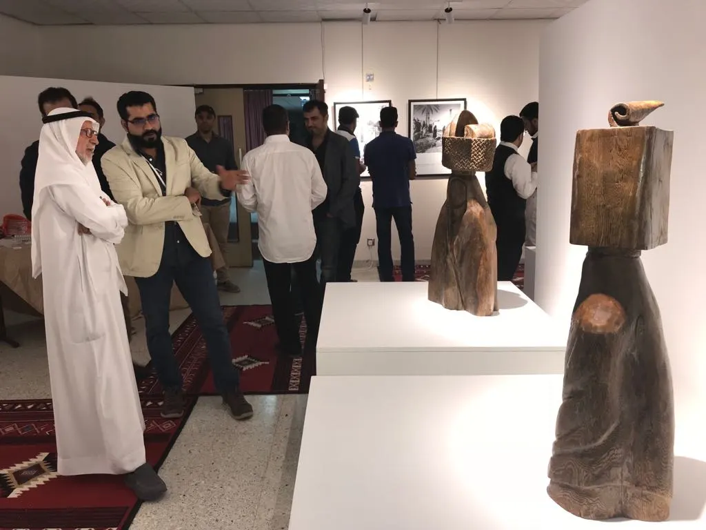 «خطوات إلى الماء» تتحول إلى منحوتات على يد فنانين من القديح