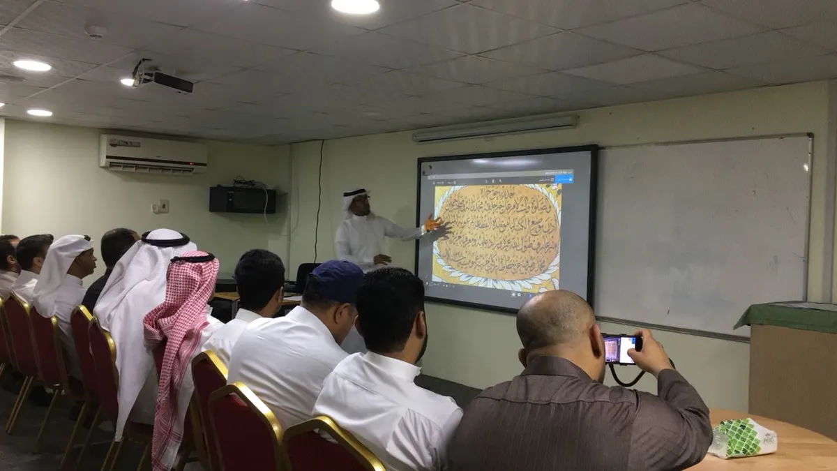 القطيف..عابد يكشف خفايا خط الإجازة لـ 46 مهتمًا