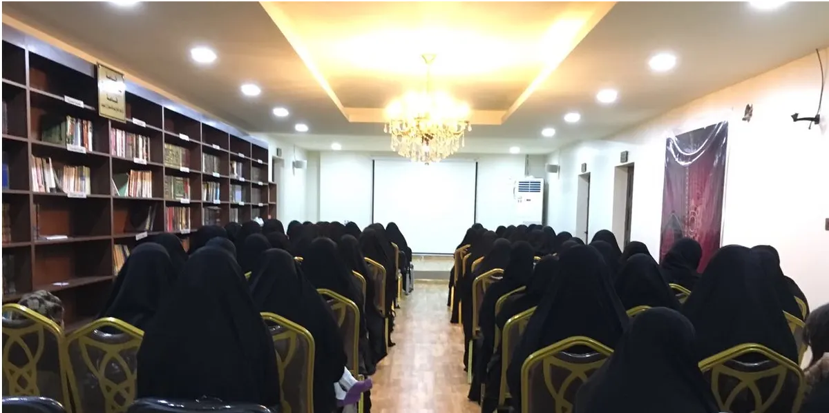 الحجاج تحاضر عن "الالتهابات والمضادات الحيوية" بالمنيرة