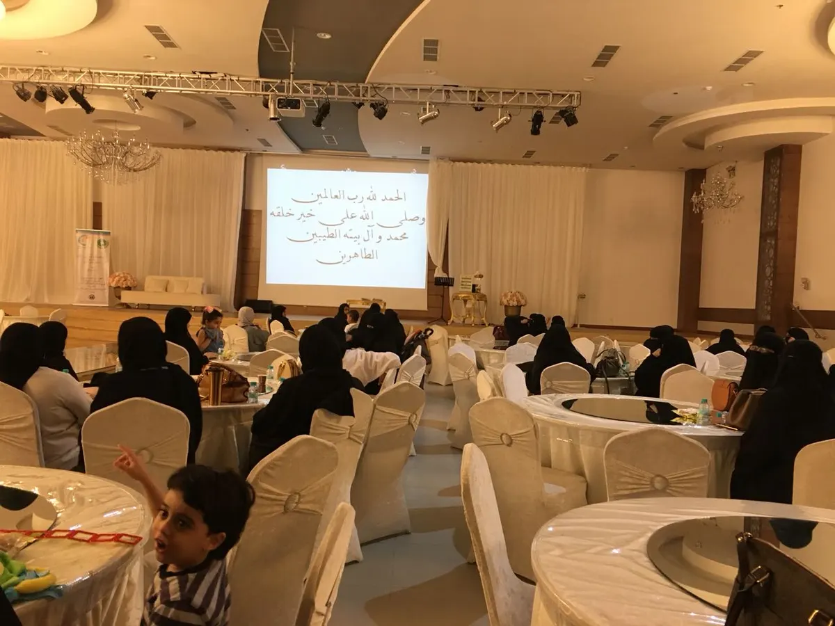 670 سيدة تشكّل «فريق عشتار» للمشي في جزيرة تاروت