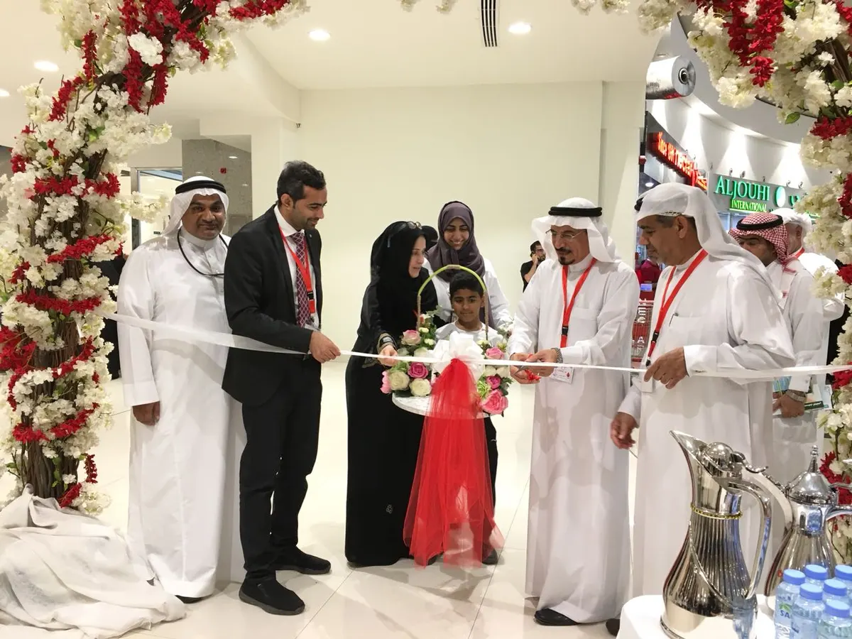العباد يدشن «دمك..وابتسامة أمل».. ودرويش: المجتمع مطالب بالتوعية بأمراض الدم