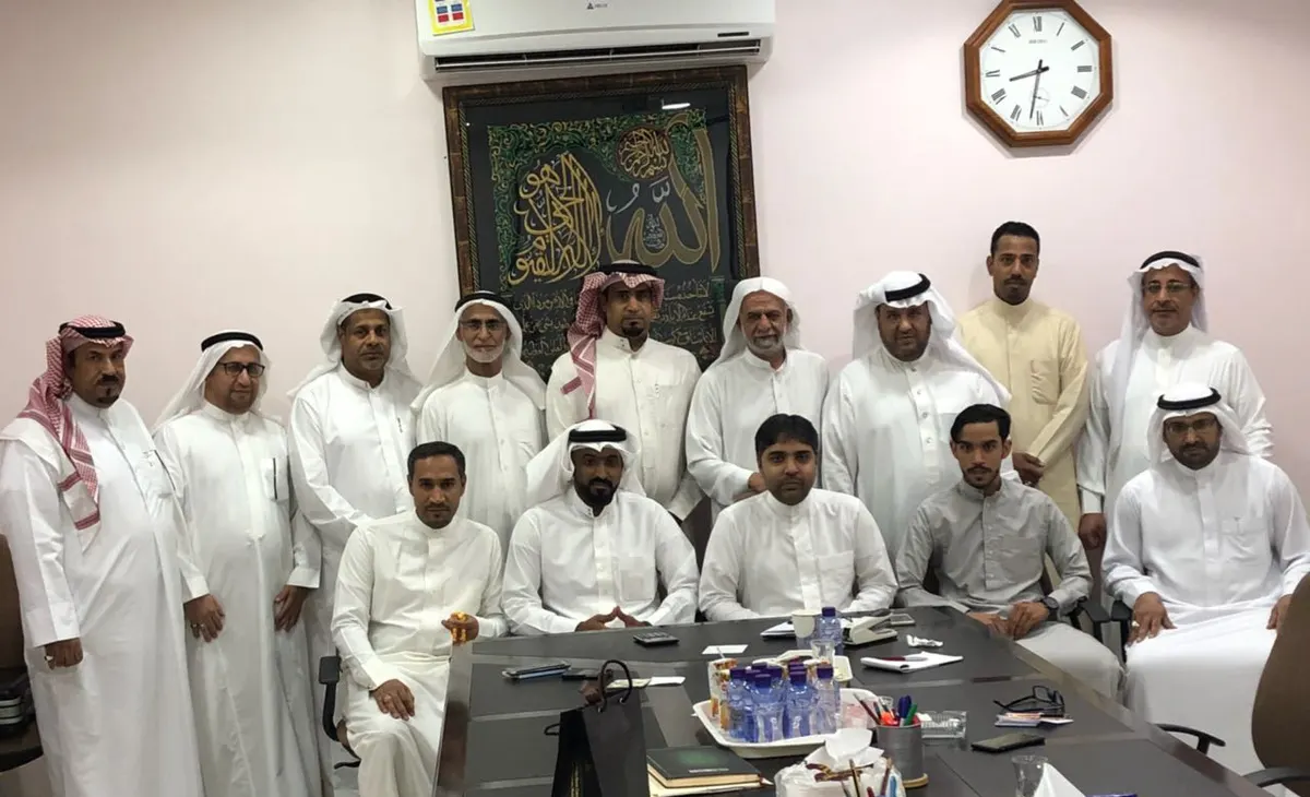 بعد البرنامج التعليمي للمستفيدين.. معلمون على منصة تكريم «مضر»