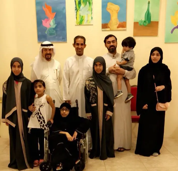 القطيف.. موهوبات يستعرضن فنهن في «مبدعات»