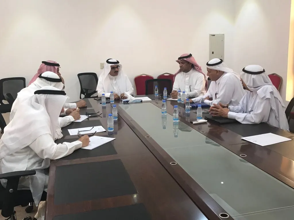 صالة للمناسبات ومسطح أخضر.. أبرز مطالب المجلس الأهلي من رئيس بلدية بصفوى