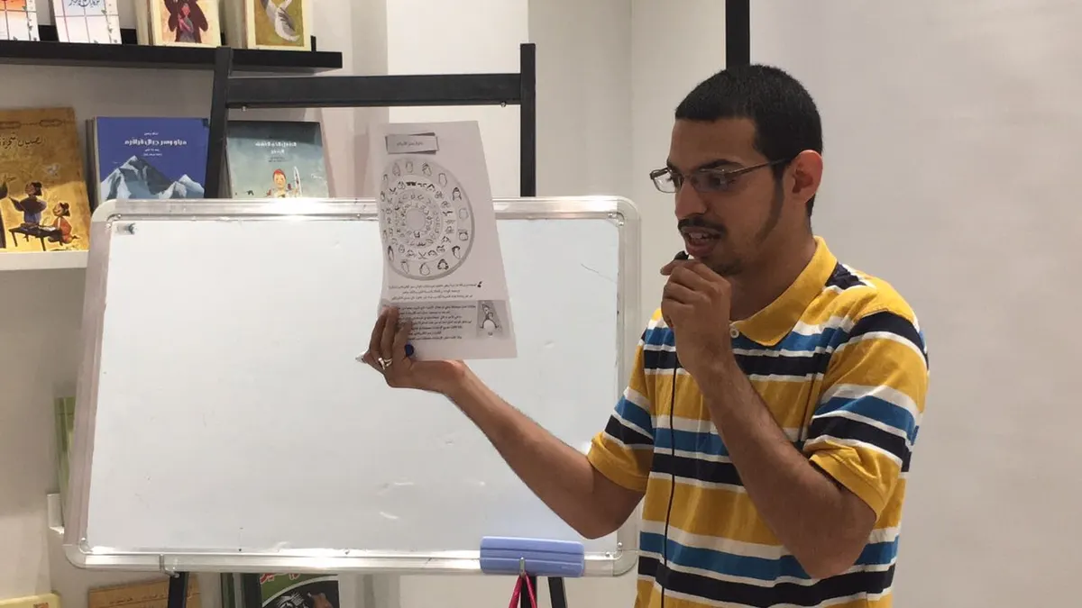 آل زايد: رفض الأطفال مقالتي فتحولت إلى رسام.. وفي البحرين كرموني.. وانتقدوني