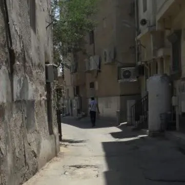 حفرة تصطاد كبار السن في أم الحمام