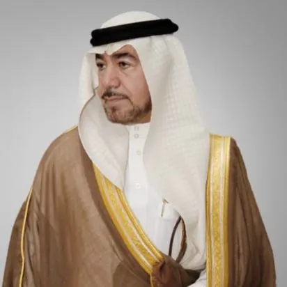 سيهات.. «السيهاتي» يدعم مجمع الكريم بمليون ريال