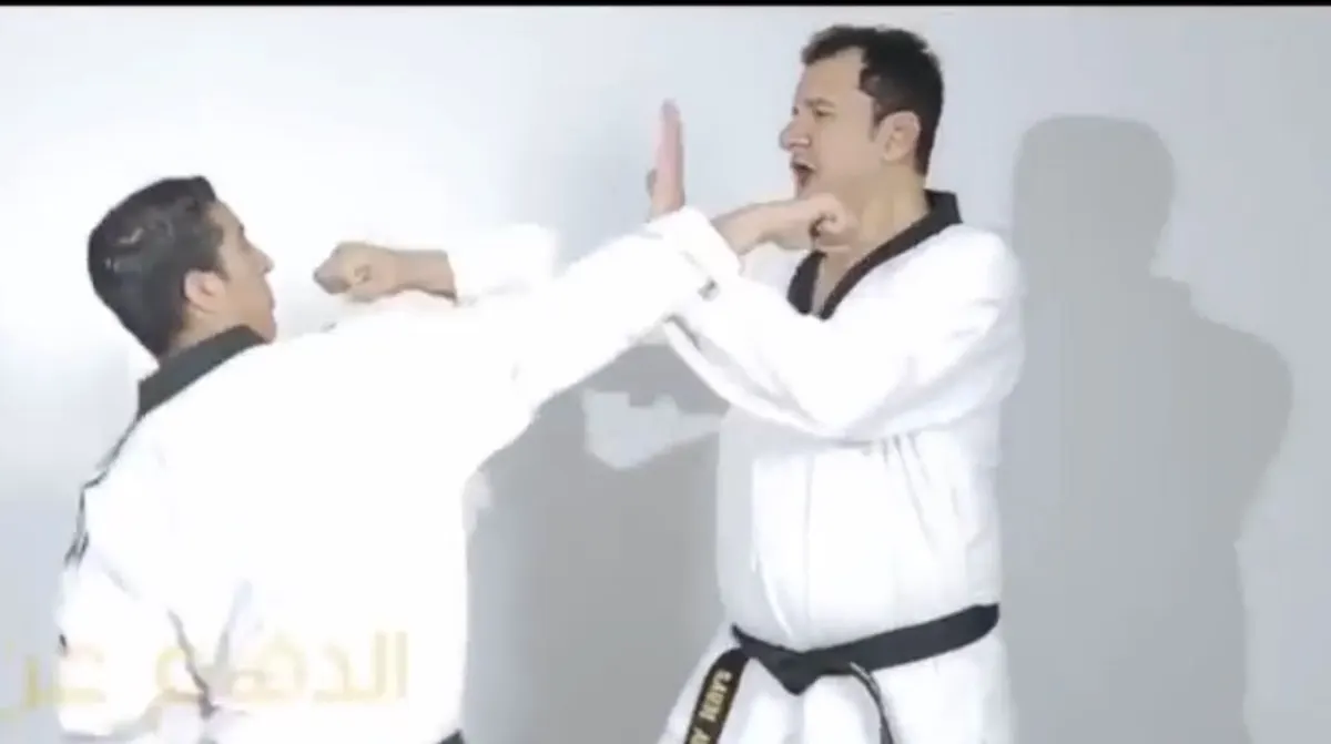 "أبنك سيكسب الكثير".. في دورات لعبة التايكوندو