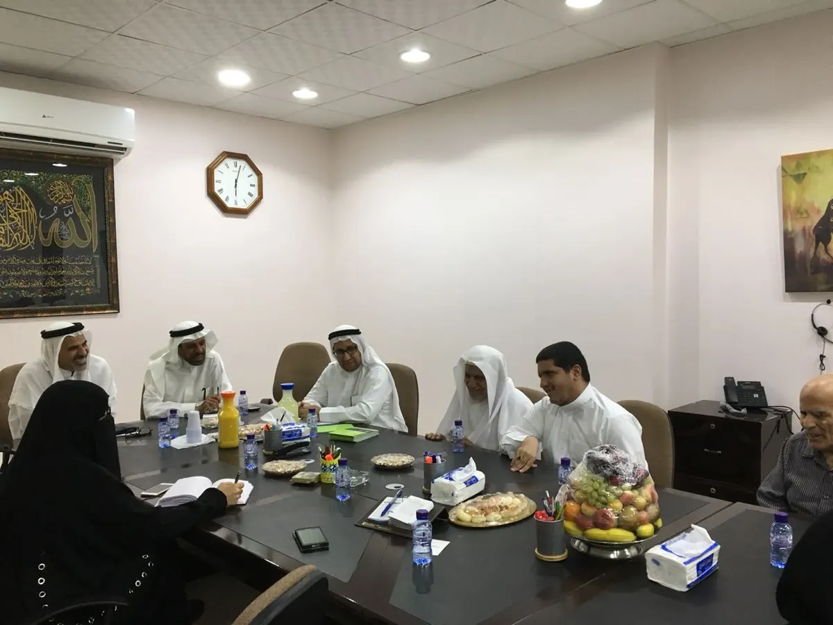 بلدي القطيف يقف على مطالب المكفوفين ويدعو إلى جمعية خاصة