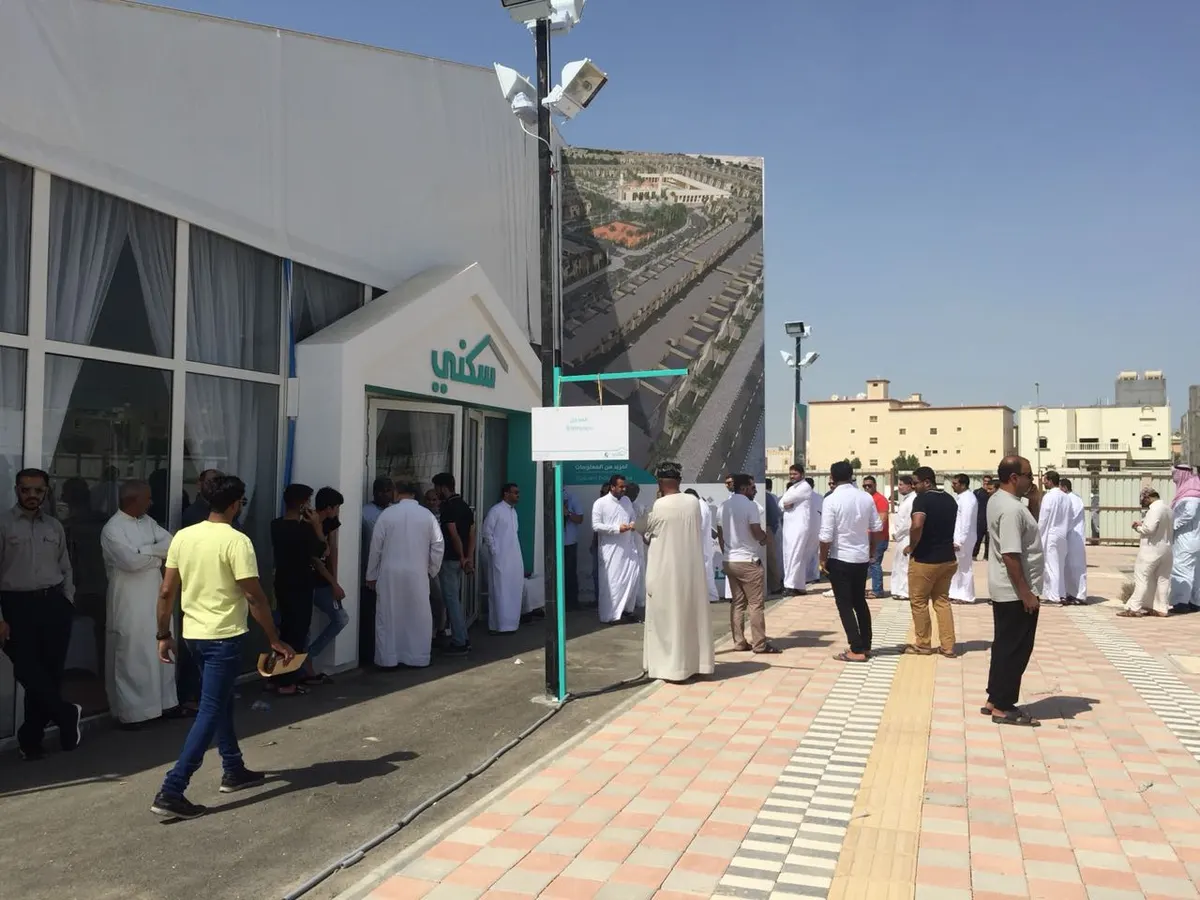 في القطيف.. الإسكان تفاجئ المواطنين بـ«مواعيد عرقوب»!