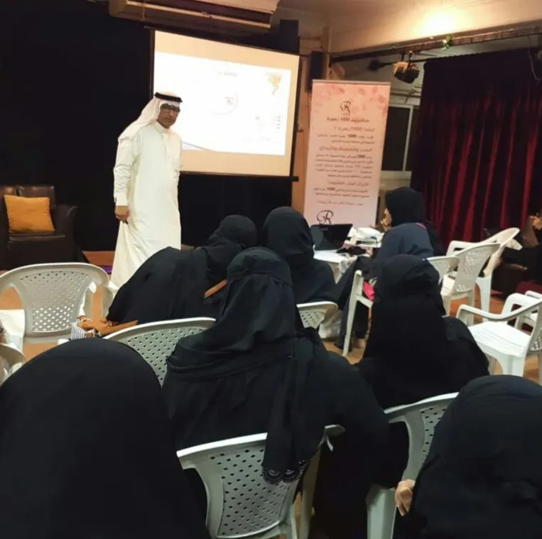 صفوى.. 20 متدربة يسعين إلى «تطوير الذات» في «1000 زهرة»