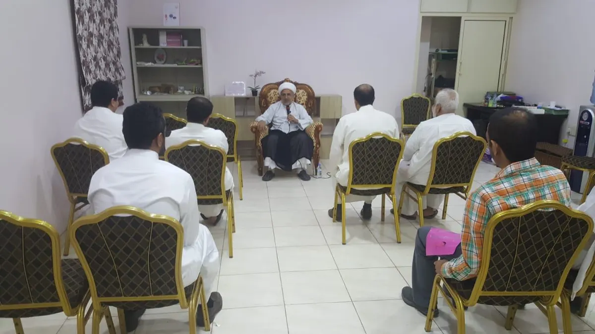 القديح.. آل إبراهيم يعرف مكفوفي القطيف على مقومات الزواج الناجح