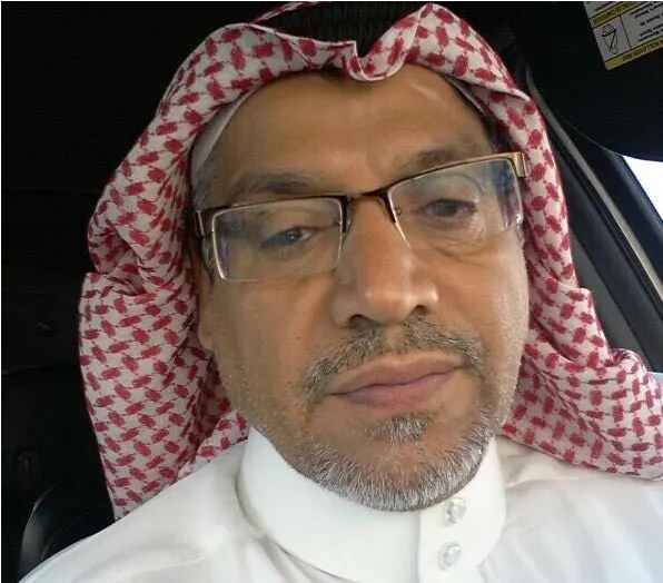 صحتك ومن حولك أم التدخين؟